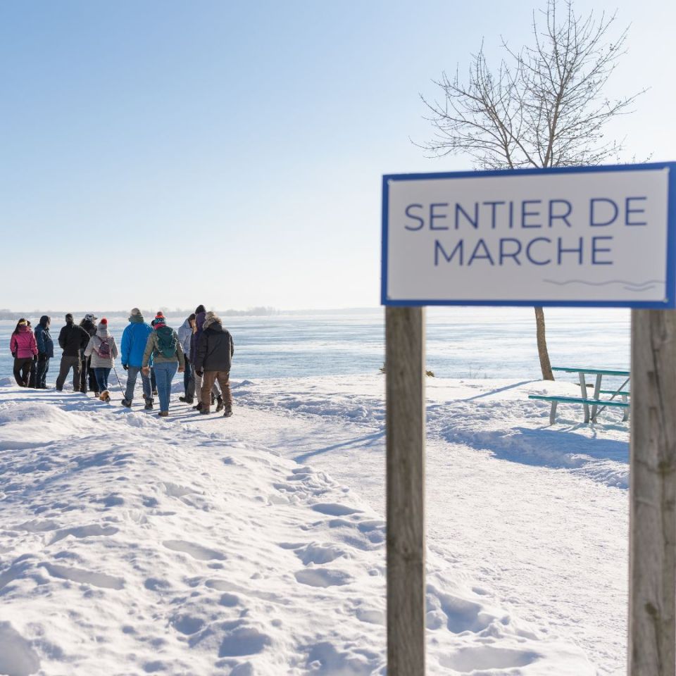 Récits de berges : Une marche à travers le temps – Tour guidé extérieur